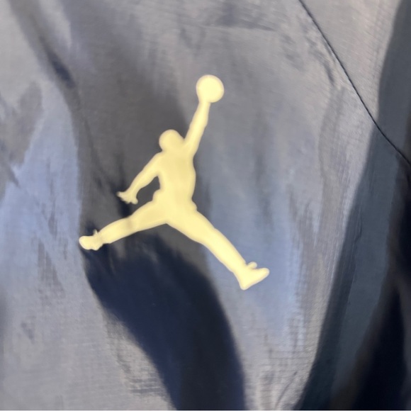 Air Jordan lined hooded jacket size youth XL, front zip, pockets, blue - Picture 2 of 15